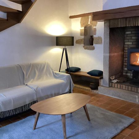 La Maisonnette Des Champs Pierre-Buffière Extérieur photo