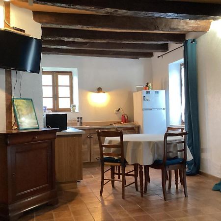 La Maisonnette Des Champs Pierre-Buffière Extérieur photo