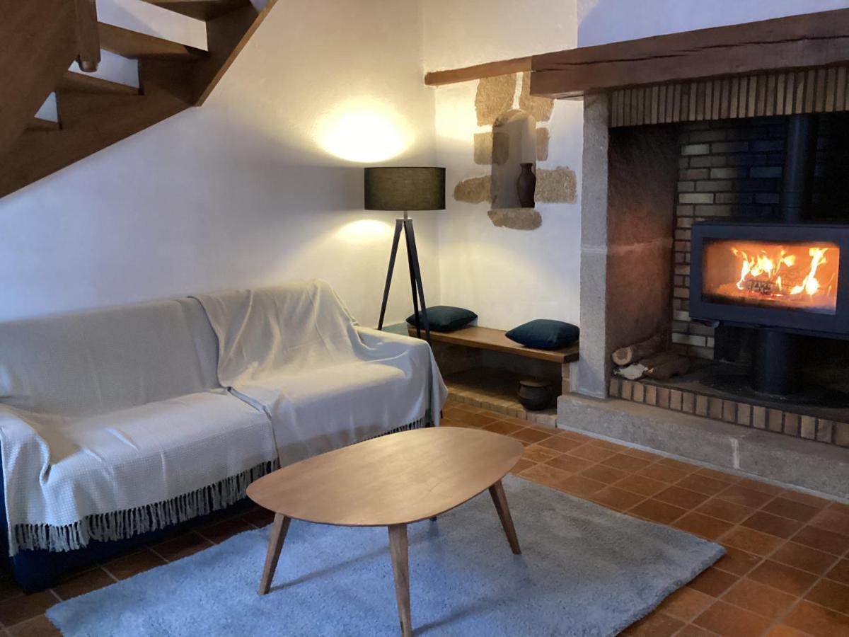 La Maisonnette Des Champs Pierre-Buffière Extérieur photo